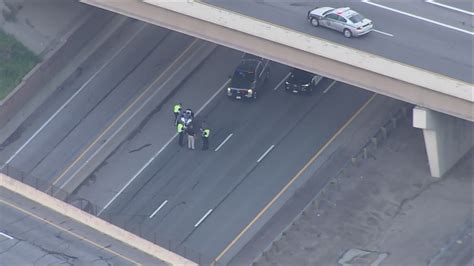 Man running across Oakland freeway dies after being hit by vehicle